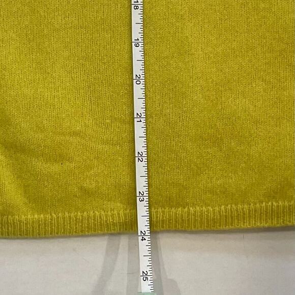 Charter Club Yellow 100% Cashmere V-Neck Long Sleeve Sweater, M - Picture 9 of 9